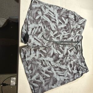 Men’s lululemon shorts